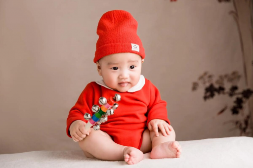 黔东南宝宝几个月戴银手镯好 黔东南宝宝几个月戴银手镯好